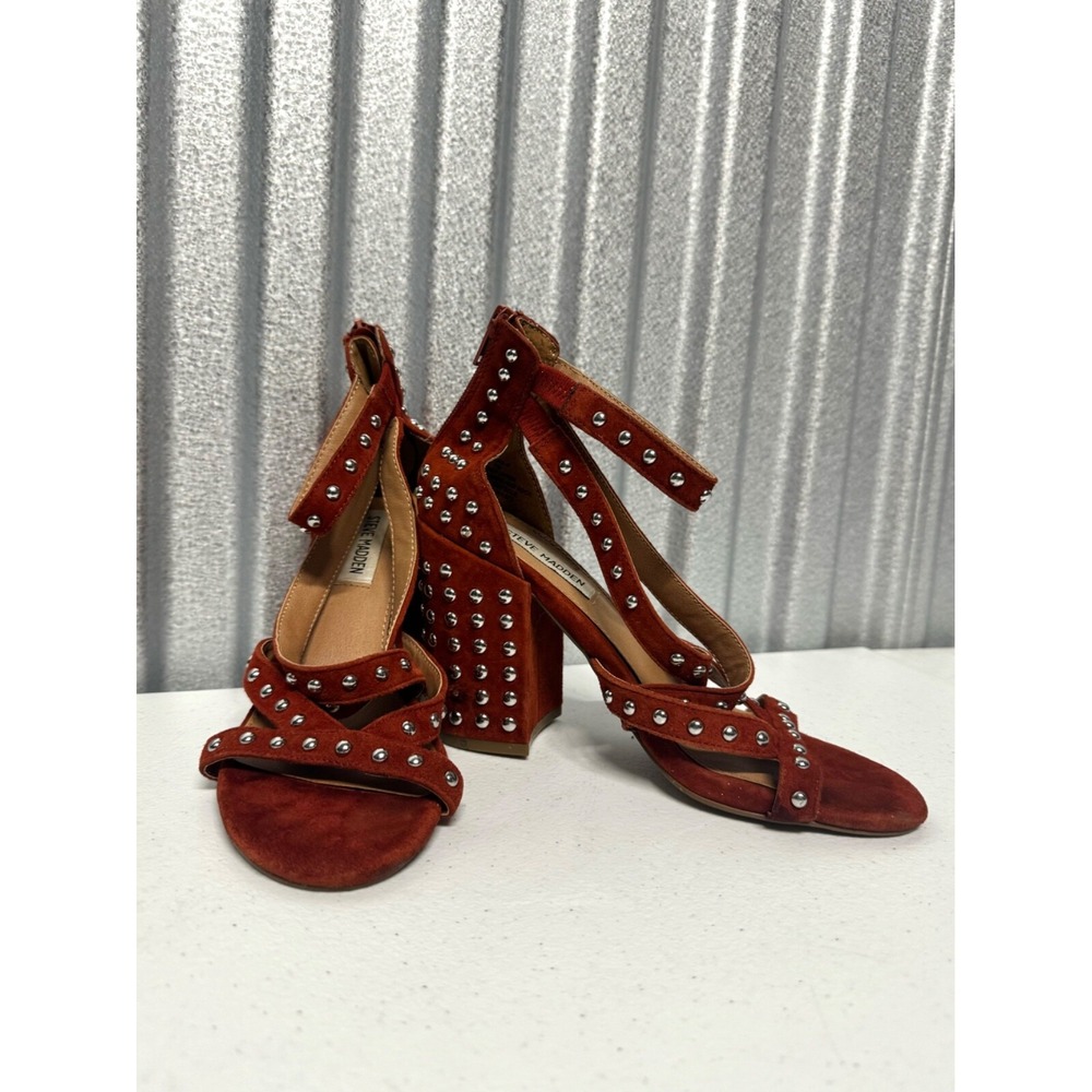 Steve Madden FARA-S Red Suede Studded Block Heel Sandals Womens 7 Open Toe